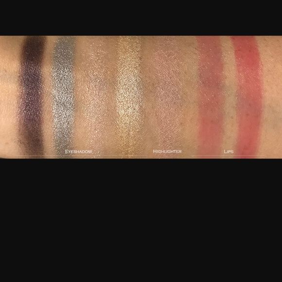 🌼Yves Saint Laurent DISCONTINUED Dazzling Lights Edition Palette NWT - Picture 5 of 7